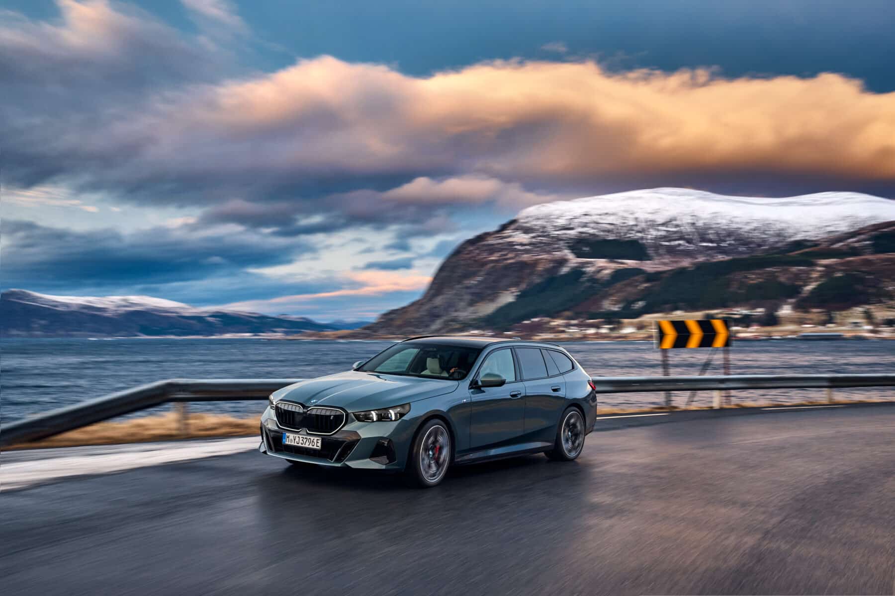 BMW i5 Touring